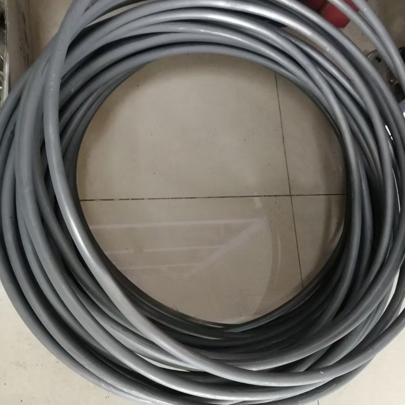 提高防靜電接地效果的石墨烯水平連接導線安裝與維護
